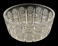 Ólomkristály csiszolt tál, apró karcolásokkal, jelzés nélküli d:17,8 cm m:7,8cm