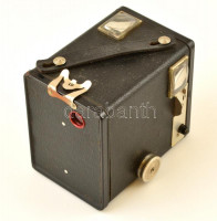 Kodak Brownie SIX-20 Model D box fényképezőgép, működőképes, szép állapotban / Vintage Kodak Brownie box camera, in good condition