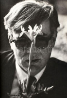 Dennis Hopper: Out of the sixties. A szerző, Dennis Hopper (1936-2010) színész (Easy Rider/Szelíd motorosok), fotográfus, forgatókönyvíró, író által DEDIKÁLT példány! Pasadena, 1986.,Twelvetrees Press. Angol nyelven. Első kiadás.