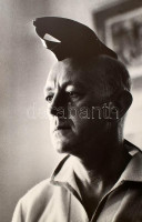 Roddy McDowall: Double Exposure/Take Two. Compiled and photographed by - -. A szerző, fotós, Roddy McDowall (1928-1998) által DEDIKÁLT példány. New York,1989.,William Morrow. Angol nyelven. Első kiadás. Gazdag képanyaggal, Roddy McDowall
